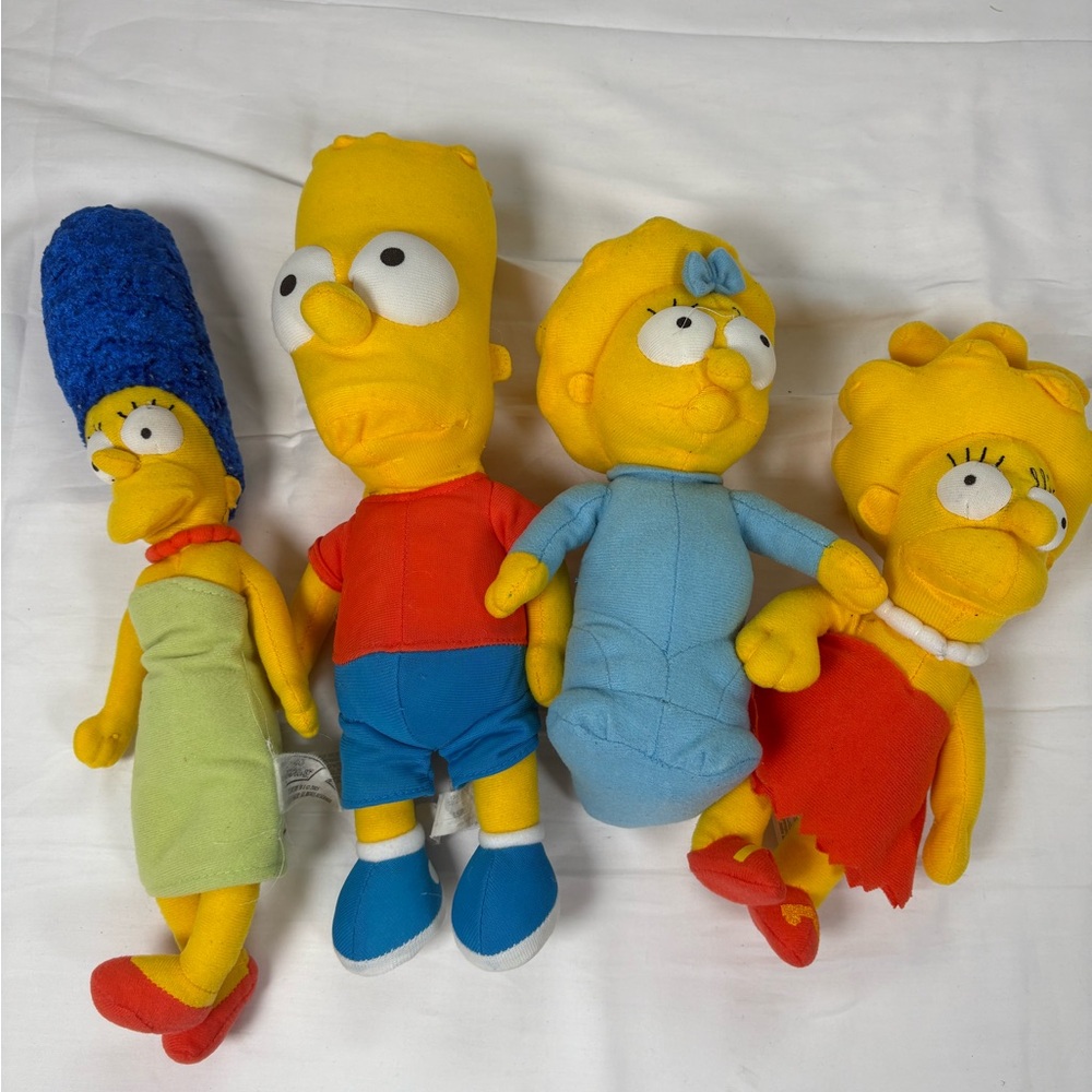 Lot of Simpson plush